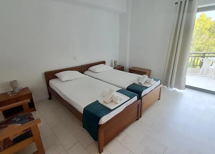 Hotel Pashos