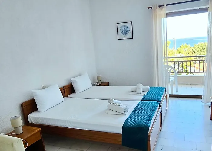 Hotel Pashos