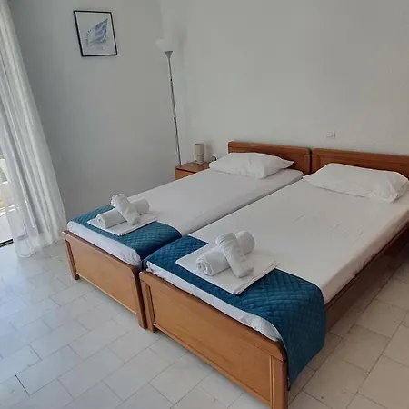 Hotel Pashos