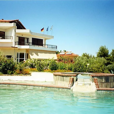 Pashos Hotel Kriopigi